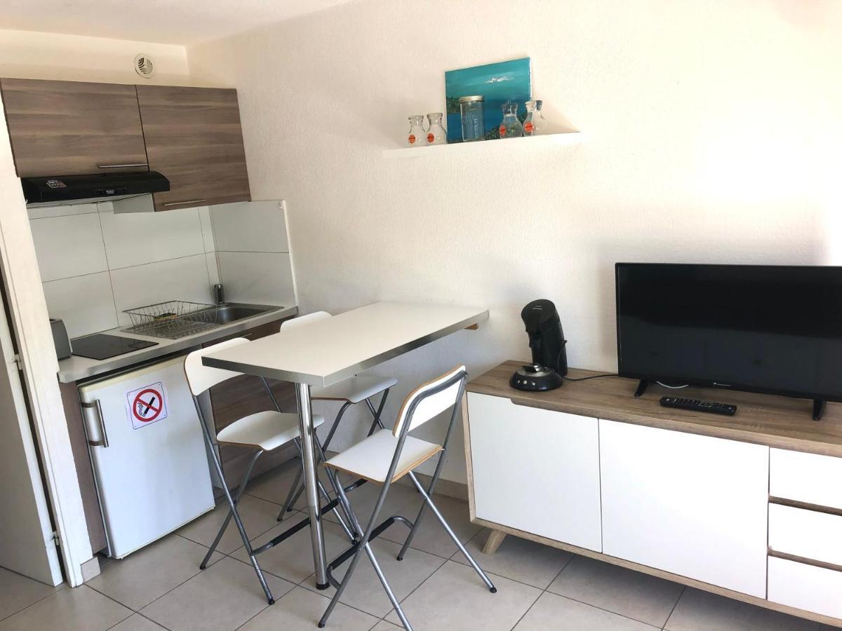Studio Bord De Mer Cavalaire Exterior foto